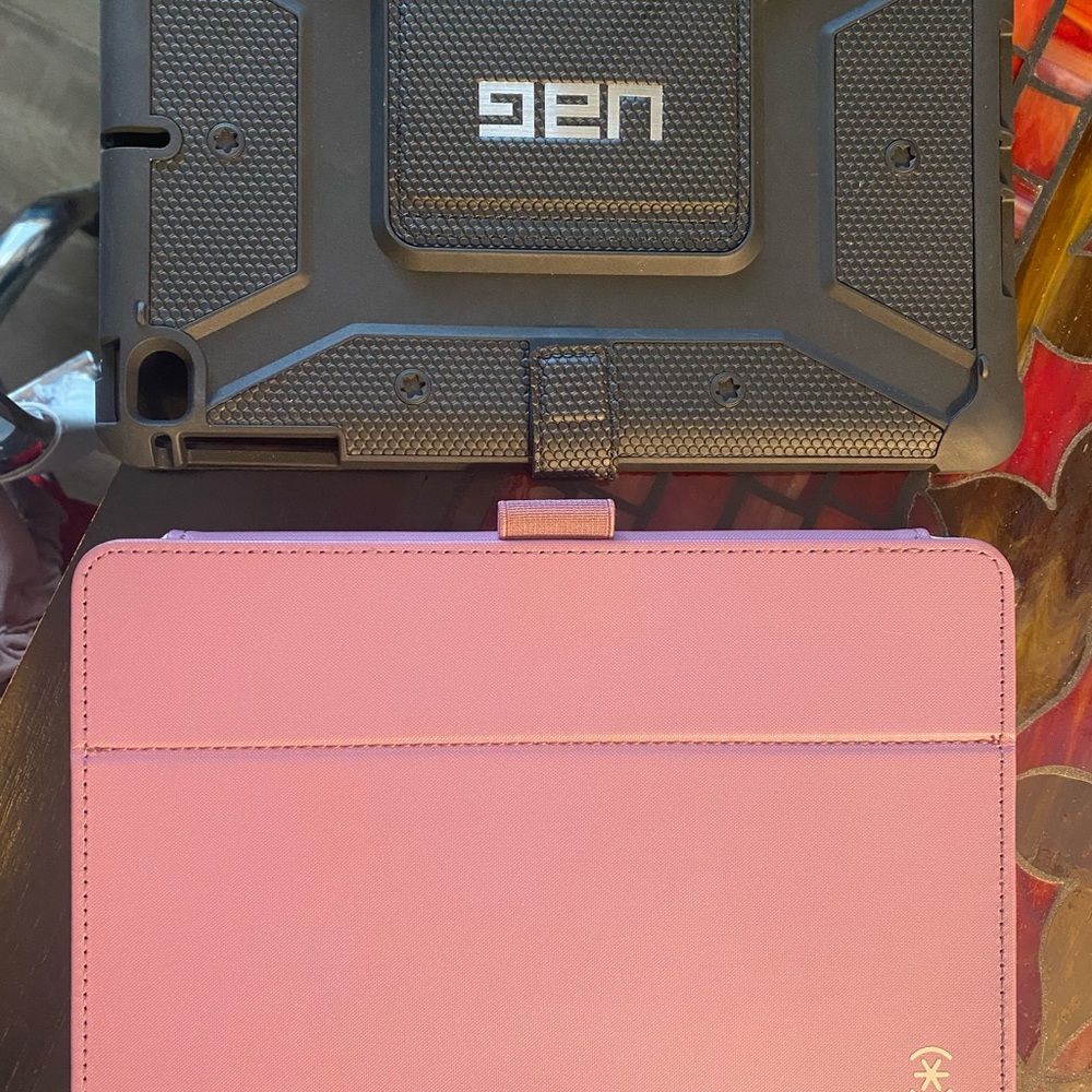 IPad mini 5 2 cases deal
